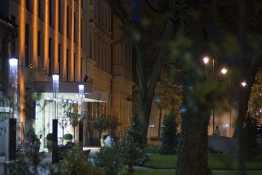 Ginkgo Hotel by night  - építészet: Kendi Imre