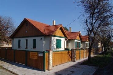 Balog Péter munkája.