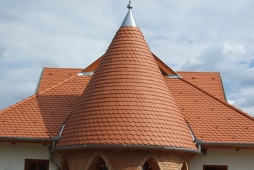 Nagy József munkája Domonyban.