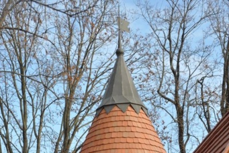László Miklós munkája.