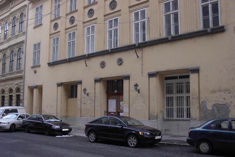  A Steindl utcai épület homlokzata, fotó: Szabó Balázs