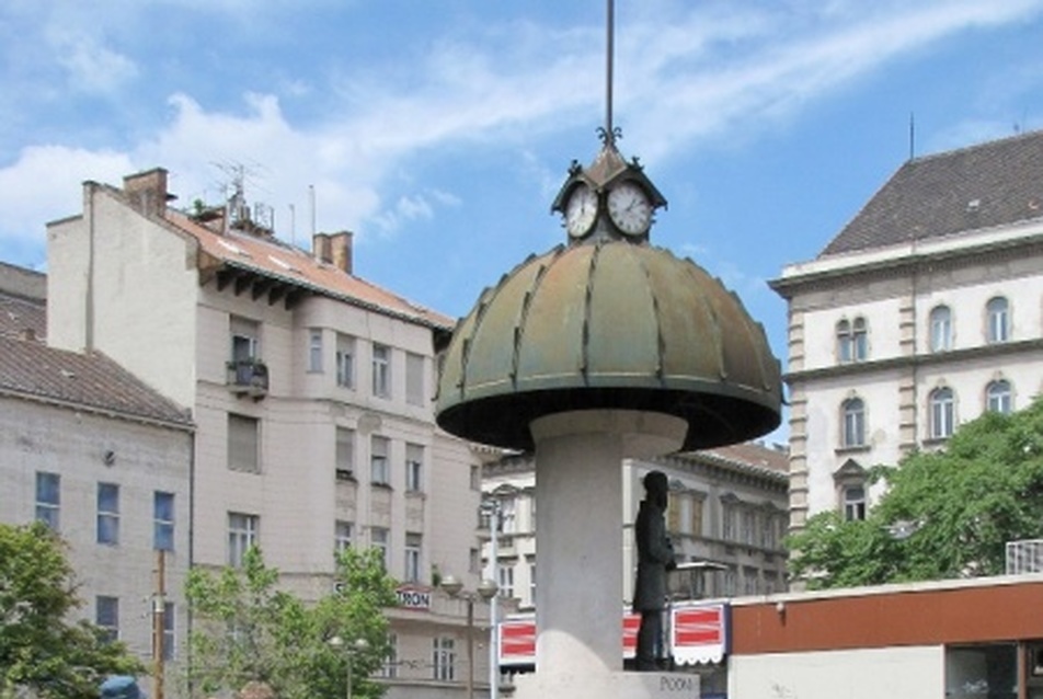 Podmaniczky Frigyes tér - fotó: Hajdú József