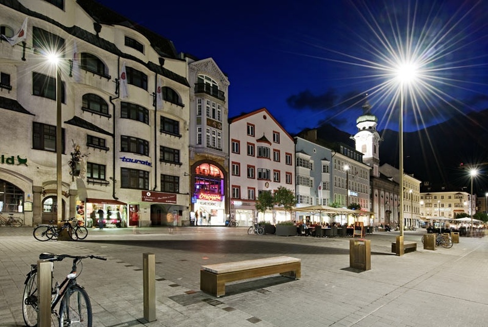 Maria-Theresien-Straße, Innsbruck, fotó: Hertha Hurnaus