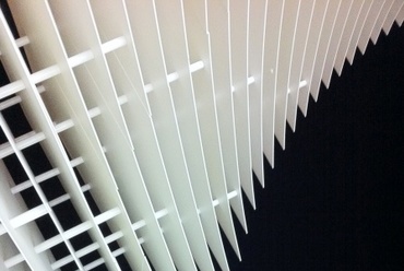 Felboncolt perspektíva – Odile Decq installációja Milánóban