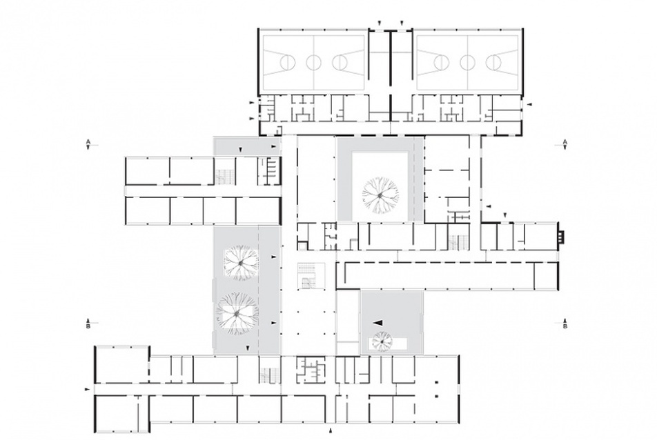 Neusiedl am See, iskola bővítés és korszerűsítés, tervező: SOLID Architecture, K2architektur.at - földszinti alaprajz