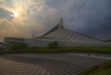 Kenzo Tange, Yoyogi Nemzeti Stadion, 1964, forrás: 
http://www.flickr.com/photos/meenaghd/5014133621/sizes/o/in/photostream/
