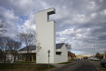 Szolnok Református Egyházközség Szandaszőlősi Közösségi Háza, fotó: Zsitva Tibor