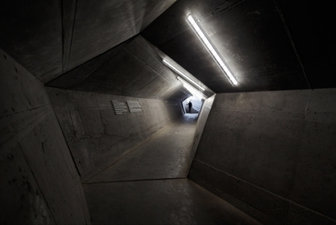 C-mine túra - az ötszög alakú szellőzőcsatorna, fotó: Stijn Bollaert