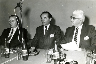 A MAE elnök, Z. Miller IFLA elnök és jómagam a siófoki kongresszuson, 1984-ben