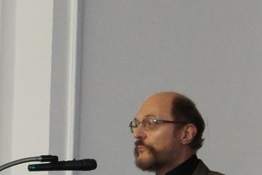 Dr. Becker Gábor 
