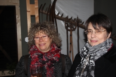 Az epiteszforum.hu és a Blokk Építészeti Műhely közös karácsonyi bulija a Margit utca 9-ben, 2013. december 20-án du. 5-től - fotó: perika - Krakler Judit és Tatai Mária