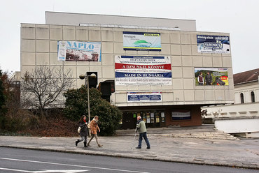 A Hangvilla átalakítás előtt, a korábbi Séd Mozi épülete