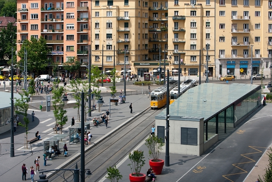 Móricz Zsigmond körtér, metróállomás, fotó: Bujnovszky Tamás