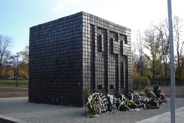 Az elkészült emlékmű, forrás: F. Kovács Attila