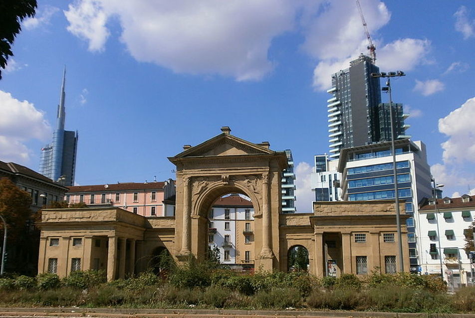 Porta Nuova, Milánó. Forrás: Wikipedia