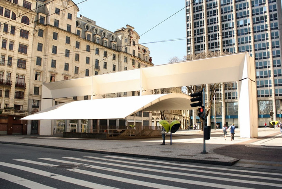 Patriarch Plaza és Viaduct do Cha, São Paolo, 1992. Forrás: Desigboom