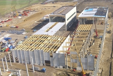 KÉSZ - Romániai gyárépítés