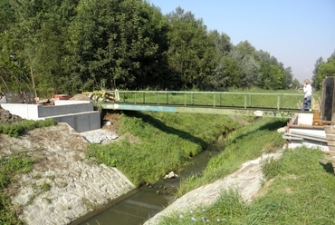 Szilas-patak kerékpáros közösségi park - közösségi zöldterület rehabilitáció