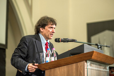 Jonathan Glancey  - Makovecz-konferencia - fotó: Szöllösi Mátyás