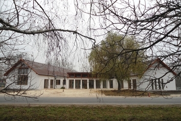 Zarándokközpont Dabason - építész: Rumi Imre