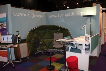 az Europa Design standja és a Kivo moduláris térelválasztó