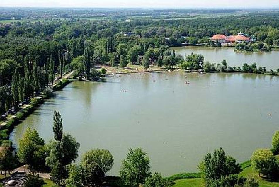 Hotel Sóstó SPA & Resort négycsillagos szálloda tervpályázat 2016