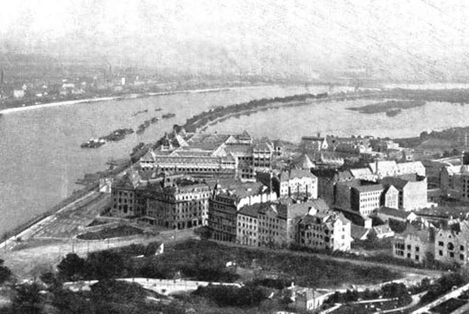 A Gellért tér környéke kicsit később, 1910 körül, ekkor már állt a Műegyetem Ch és K épülete