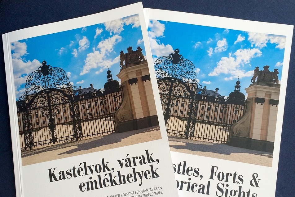 Kastélyok, várak, emlékhelyek - a Forster Központ kiadványa