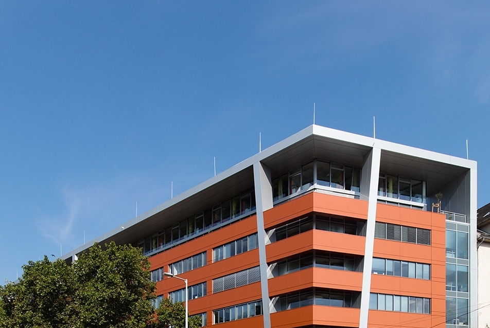 V17 irodaház - építész: Aspectus Architect építész stúdió