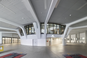 ÖAMTC-központ - építészek: Pichler & Traupmann Architekten - fotó: Roland Halbe