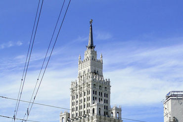 Vörös kapu épület Moszkvában - építész Alexej Duskin - forrás: Wikipedia