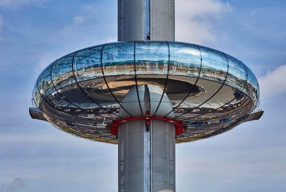 British Airways i360, Brighton, Egyesült Királyság - építész: Marks Barfield Architects - forrás: worldarchitecturefestival.com