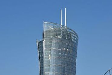 Warsaw Spire - építész: Jaspers-Eyers Architects, PROJEKT Polsko-Belgijska Pracownia  - forrás: Wikipedia