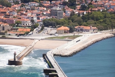 tervezési helyszín: a portoi hullámtörő móló - fotó: João Ferrand