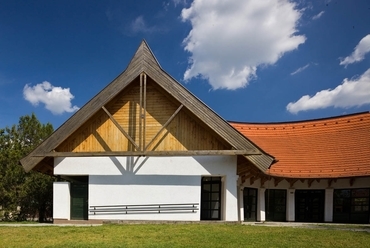 Ökoturisztikai Látogatóközpont - építész: Hőnich Henrik, Paládi-Kovács Ádám