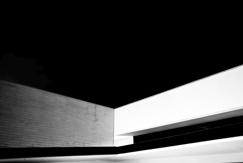 Anastasiia Gamalei - Nocturne No.1, 2., 3. - Business Center, Múzeum, Lisszabon, Portugália, 2017 - © Architectural Photography Award
