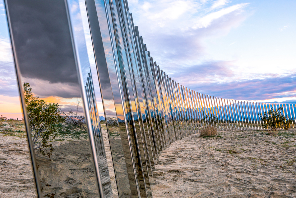 The Circle of Land and Sky - fotó: Lance Gerber