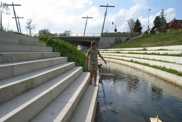 Megújult vízpart Ljubljanában - forrás: http://www.publicspace.org