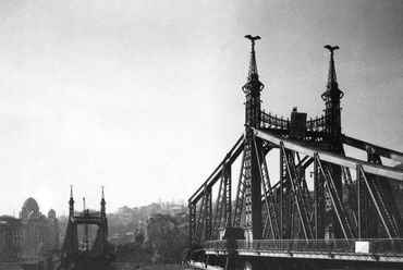 Szabadsád híd, Budapest 1946, Forrás: Wikipédia