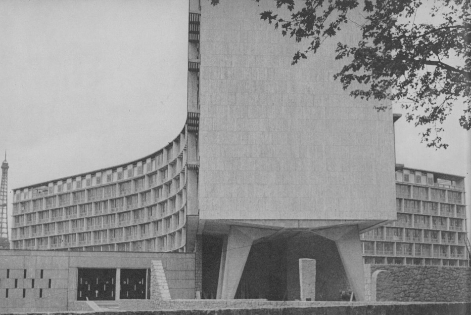 Az UNESCO székháza Párizsban, 1953-57, építészek: Breuer Marcell és Bernhard Zehrfuss