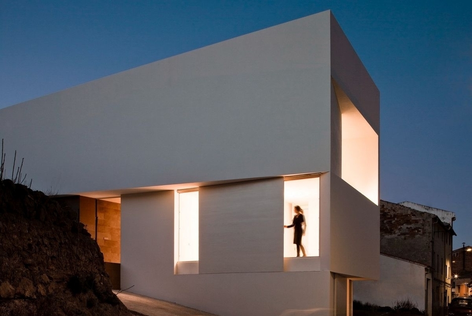 Utcai Homlokzat - családi ház, Ayora, Valencia - építész: Fran Silvestre