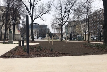 A rekonstruált Múzeumkert a nemzeti ünnep hetében - fotó: Bardóczi Sándor