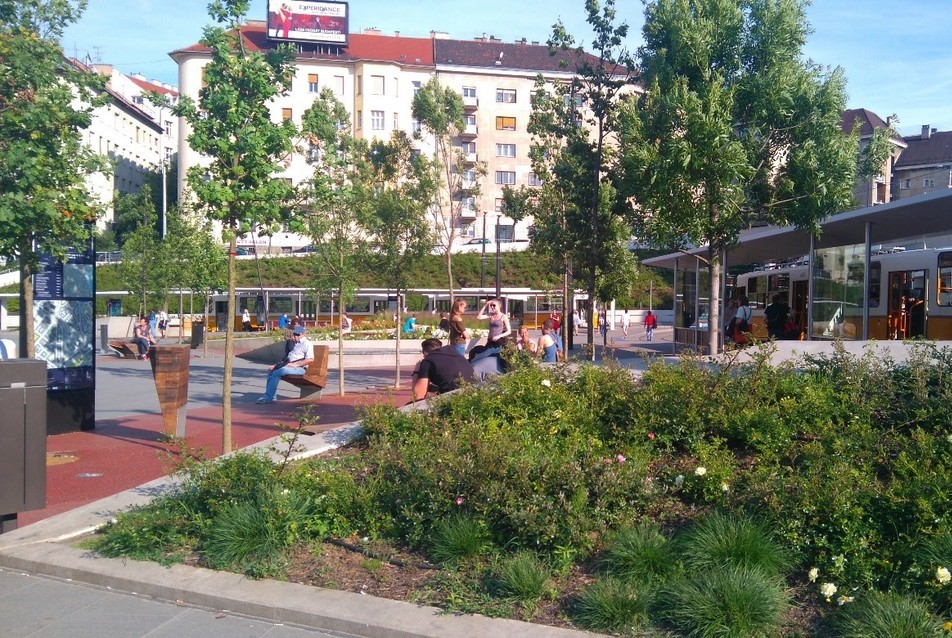 A felújított Széll Kálmán tér