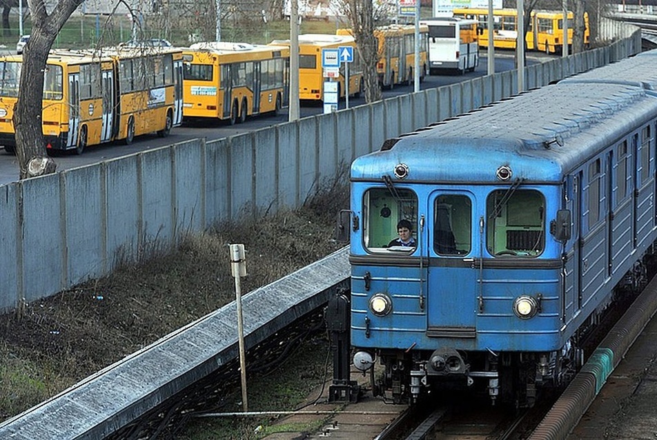 Azbeszt a 3-as metrónál
