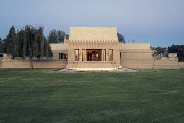 Hollyhock House, Los Angeles, California. 1921. Fotó: UNESCO