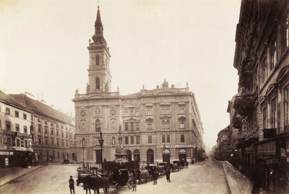 A templom és a rendház 1900 körül - fotó: Fortepan Nr. 82551 / Budapest Főváros Levéltára. Levéltári jelzet: HU.BFL.XV.19.d.1.08.026