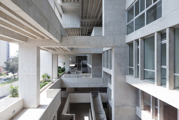 UTEC, Lima Egyetemi Campus - építész: Grafton Architects