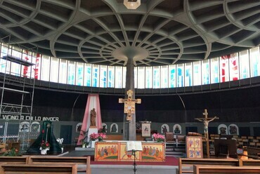 Pier Luigi Nervi: La chiesa del Cuore Immacolato di Maria, Bologna (1965). Fotó: Lampert Rózsa