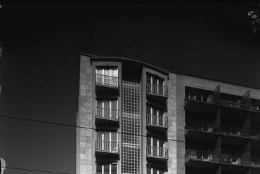 Bérház a Margit körúton, Budapest, II. ker., Margit krt. 59., építész: Falus Lajos, 1941 © MÉM MDK Magyar Építészeti Múzeum, fotó: Seidner Zoltán, 1941
