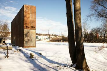 Monument Majer, Besztercebánya. Építész: Benjamín Brádňanský, Vít Halada, Maroš Greš. Fotó: n/a architecture.